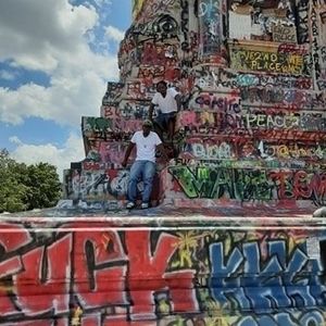 Meet your Posher, Ray